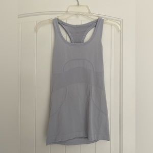 Lululemon vintage tank | light blue-ish grey | size 4